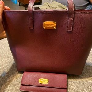 Maroon Michael Kors Set